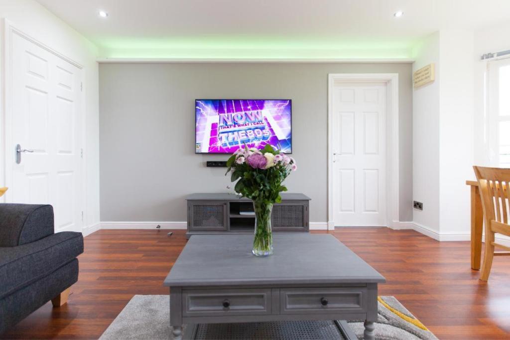 Super Prime Park View Duloch By Tba Apartman Dunfermline Kültér fotó