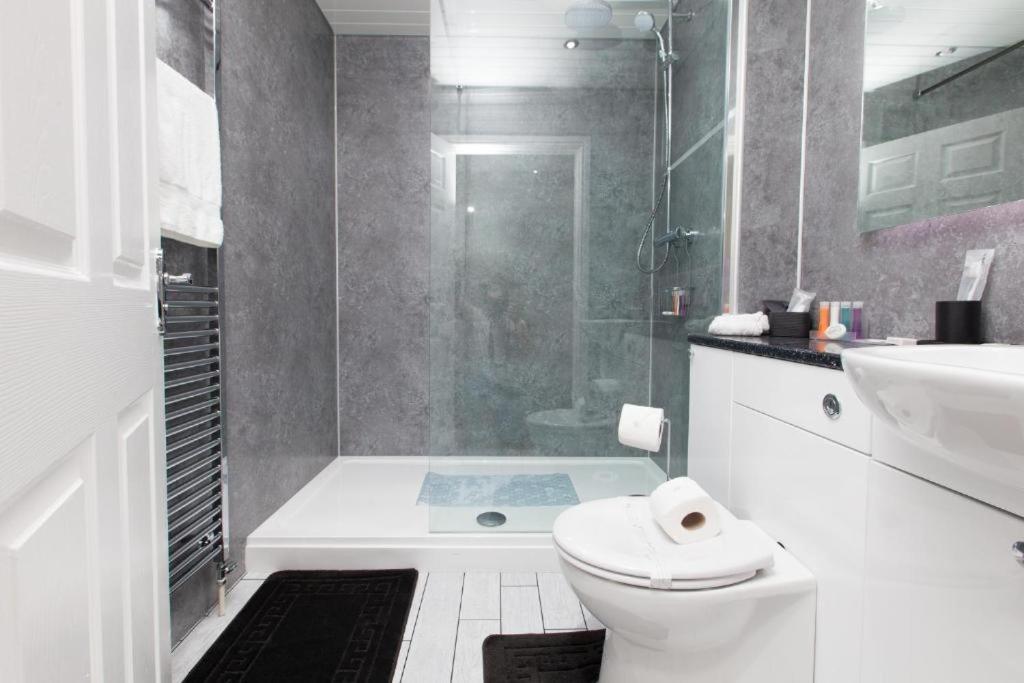 Super Prime Park View Duloch By Tba Apartman Dunfermline Kültér fotó